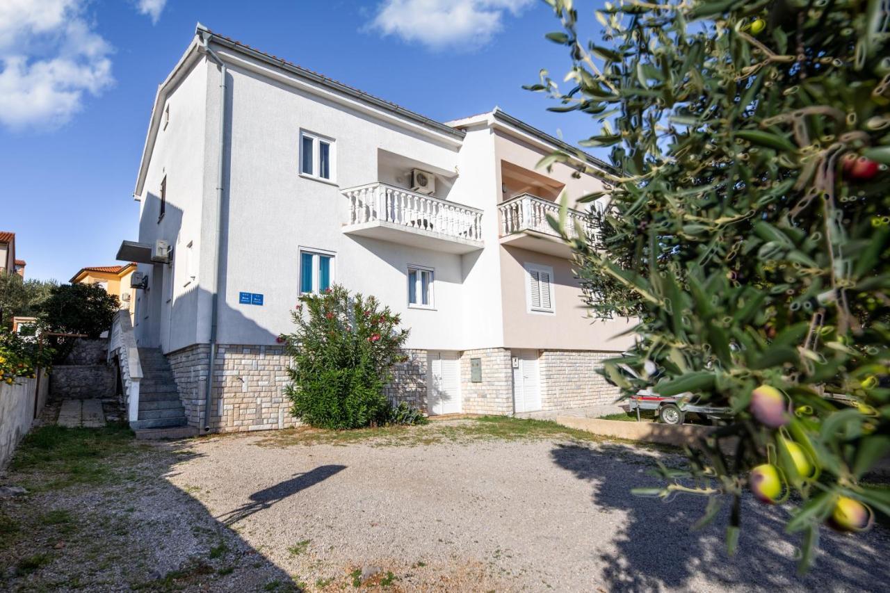 Apartments Aisa* Countryside Holiday Just 500M From The Beach! Krk Town Exterior foto