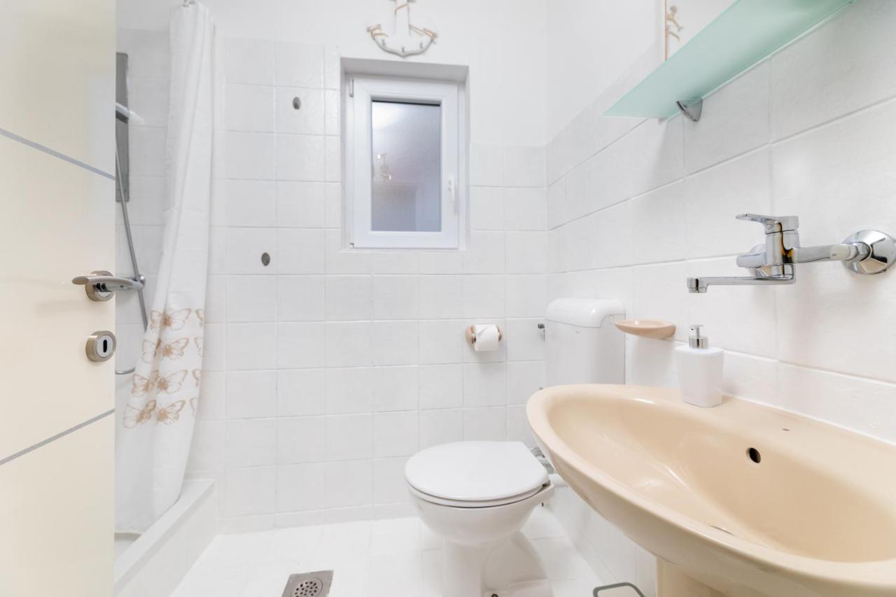 Apartments Aisa* Countryside Holiday Just 500M From The Beach! Krk Town Exterior foto